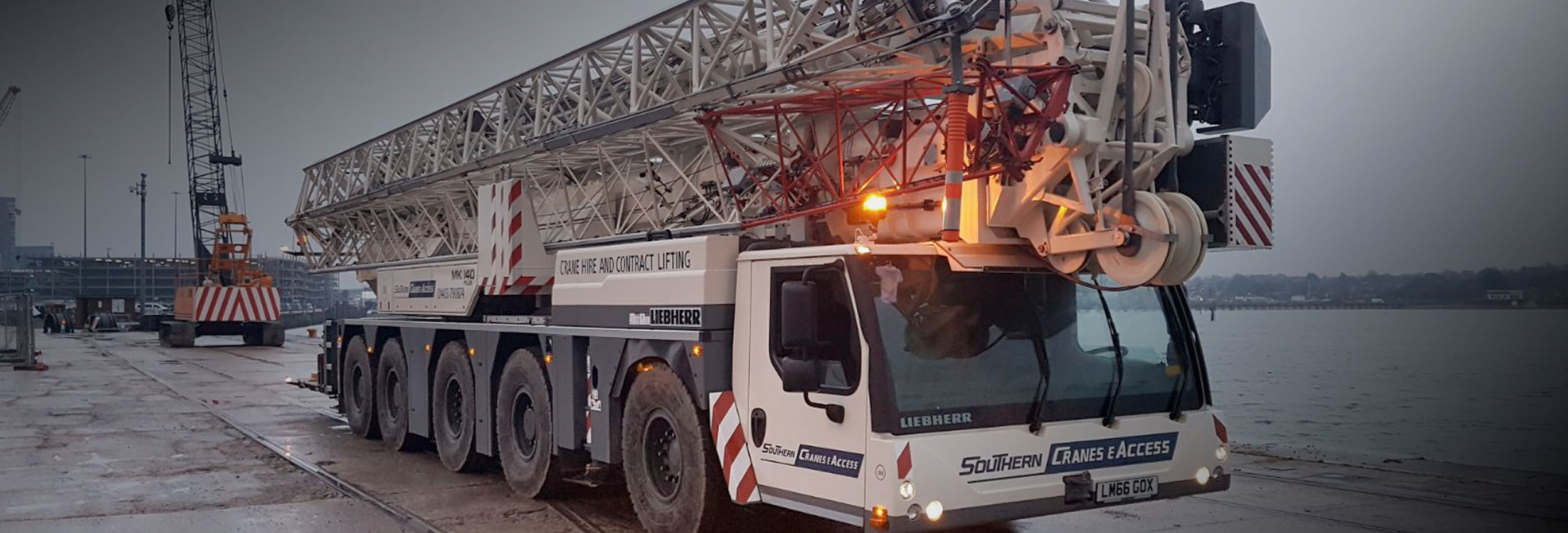 Mobile Tower Cranes - Southern Cranes & Access, Sussex, Surrey, London, South East England