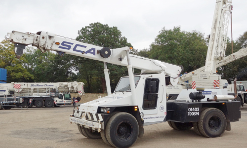 Franna pick and carry crane