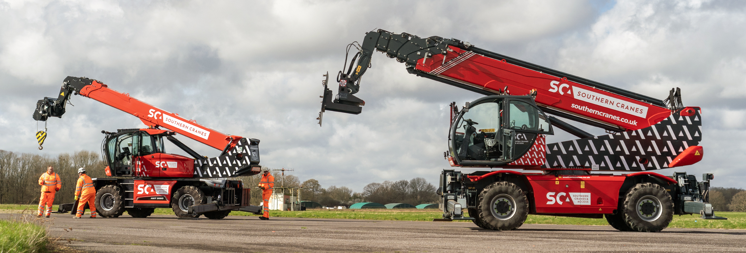 Powered access and material handling, heavy lifting from Southern Cranes