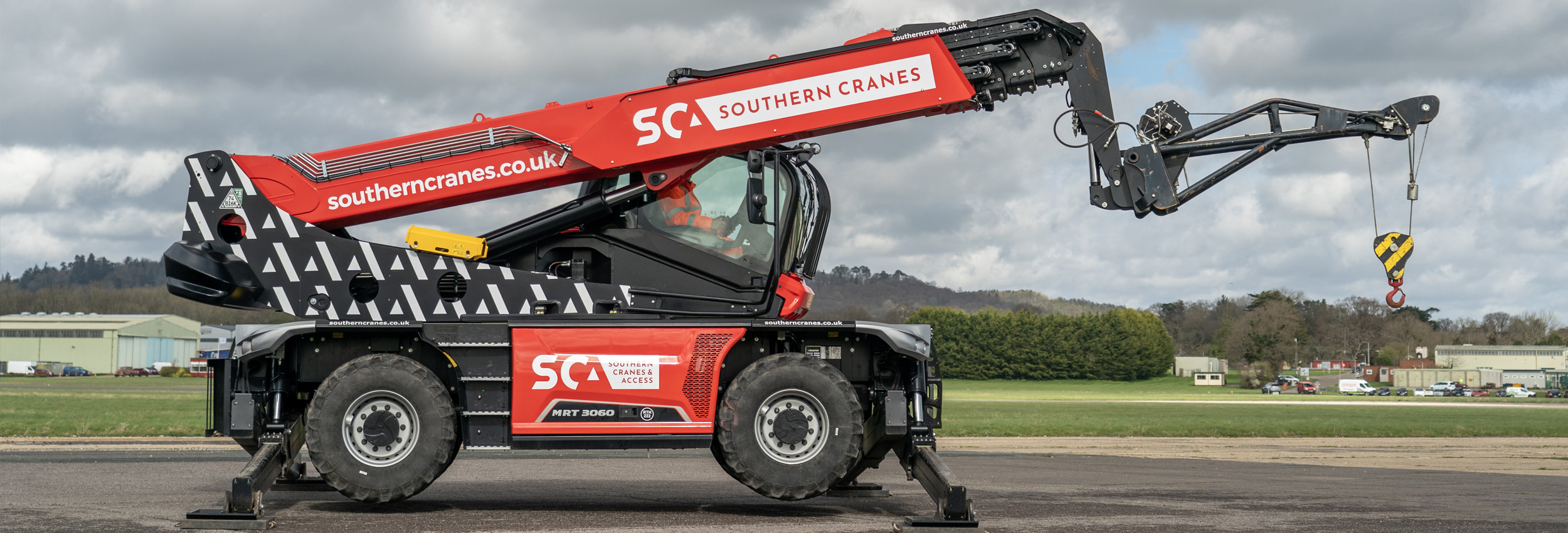 Rotating Telehandlers, Roto Telehandlers for hire at Southern Cranes & Access, West Sussex