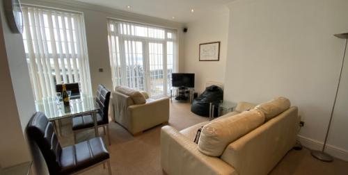 Apartment 2 - Lounge & Dining Area